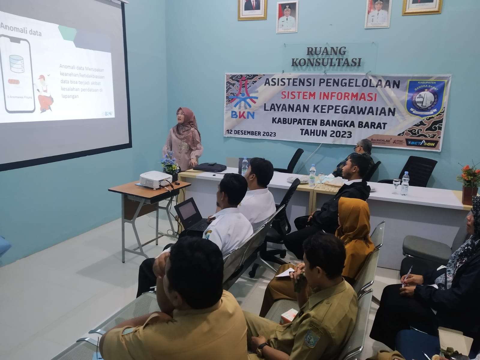 Kegiatan pendampingan pengelolaan Sistem Informasi Kepegawaian Oleh BKN VII Palembang